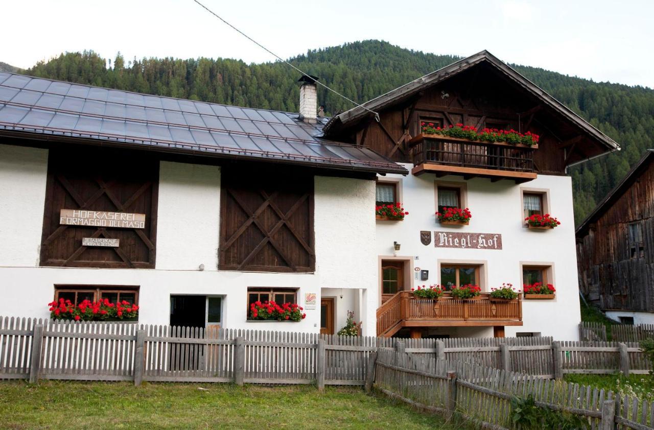 Rieglhof Apartment Hennennest Caprone Esterno foto